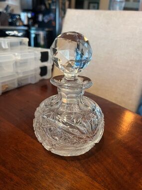 Cut Crystal Perfume Bottle/liquid decanter- Clear Glass